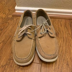 Women’s sperry’s